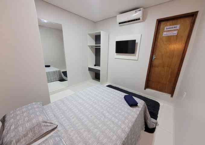 Hotel Dom Pedro -Quarto 9 - Banheiro Compartilhado